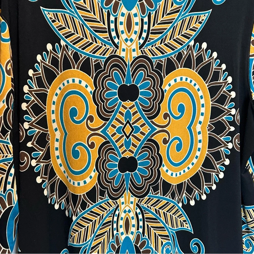 Eva Varro Black Layered Asymmetrical Tunic with Multicolored Graphic - Size XL - Picture 9 of 9